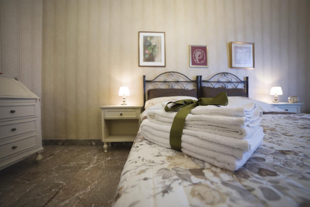 I Balconi Sul Barocco Villa Modica Bilik gambar